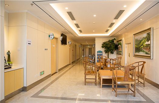 三亚哈尔滨医科大学鸿森医院（哈医大一院三亚医院）体检中心